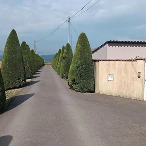 Charmante Maison Avec Piscine , Anneyron France
